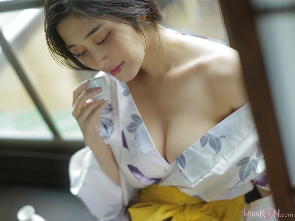 [JP] Rin Takahashi (高橋凛): FLASHデジタル写真集 酔いたい気分なの (41 photos) – Page 3
