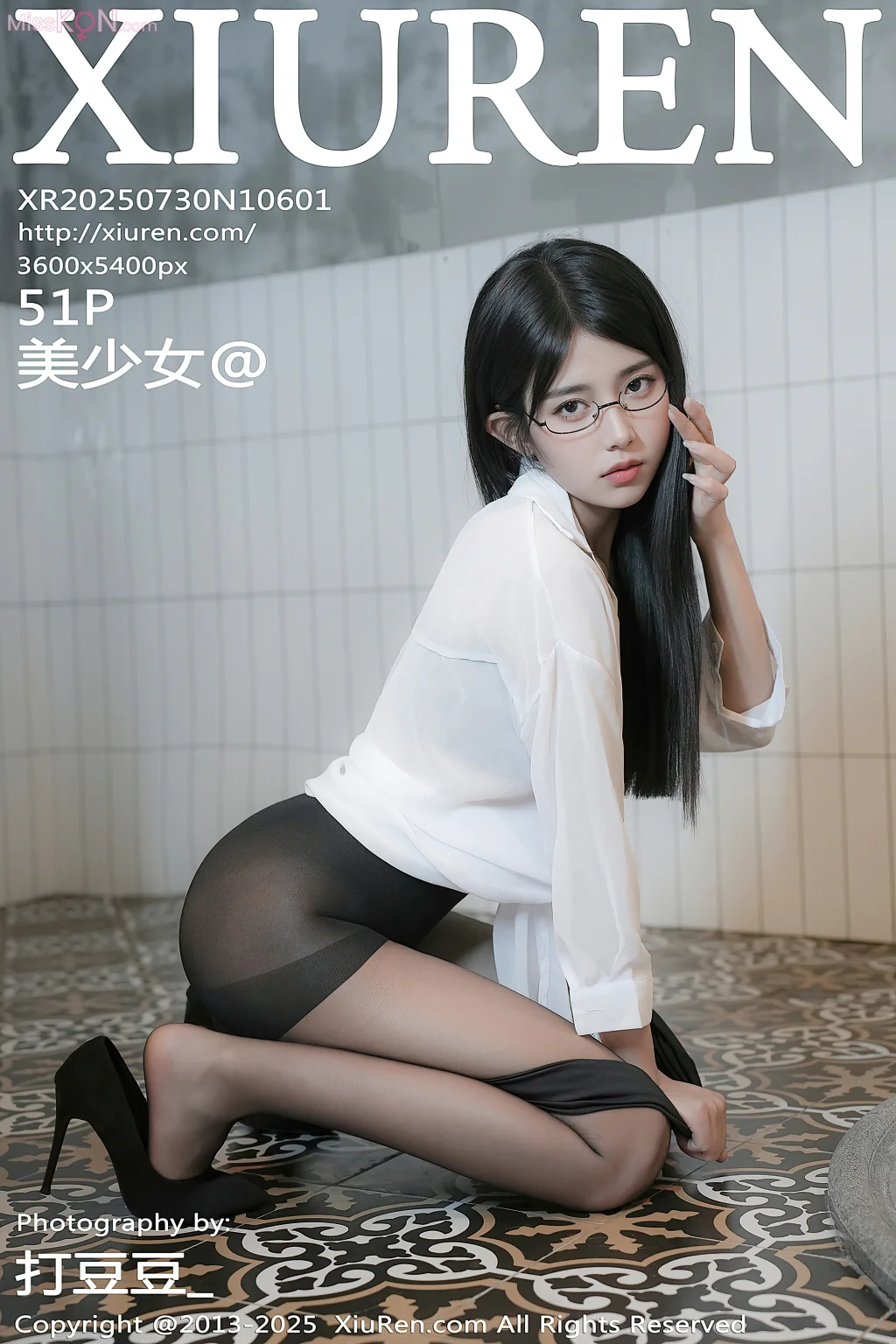 XIUREN No.10601 – 10605 (370 photos)