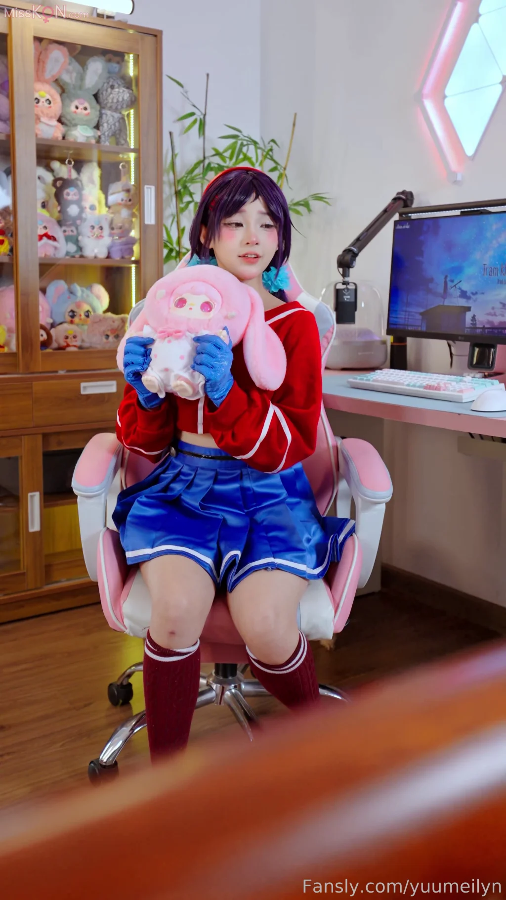 Coser@linhi_cute (yuumeilyn): Onlyfans百变女神 最新cos米塔 (41 photos + 5 videos)