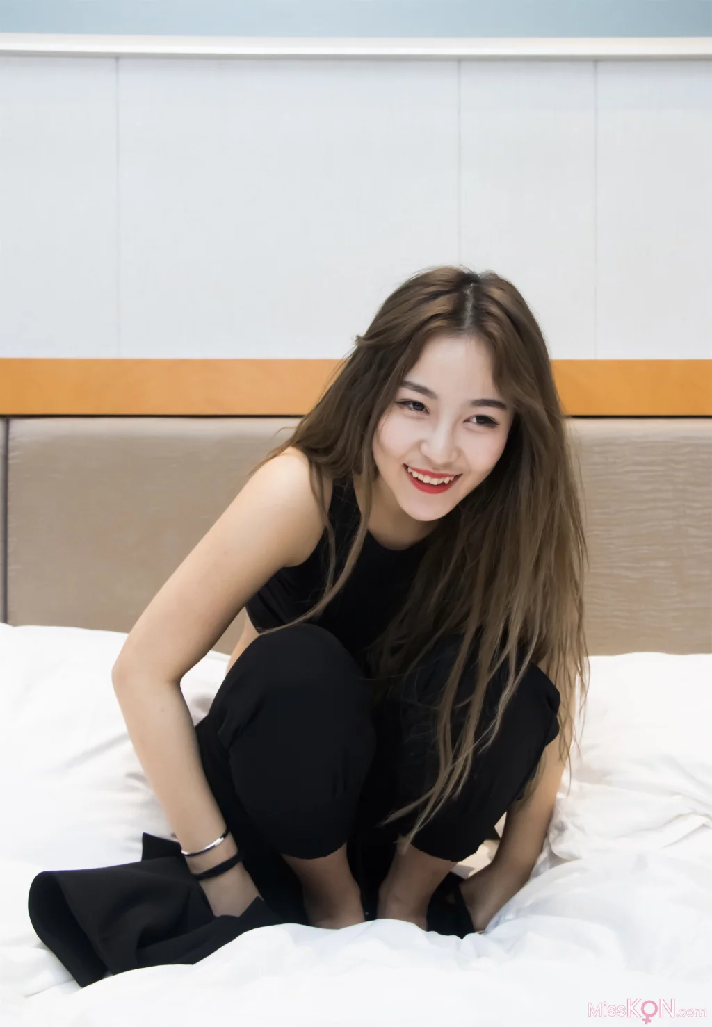 [Private Photoshoot] 杜雨涵: 网红纯依风吟鸟唱杜雨涵尤果网含含全尺度私拍 (198 photos) – Page 3