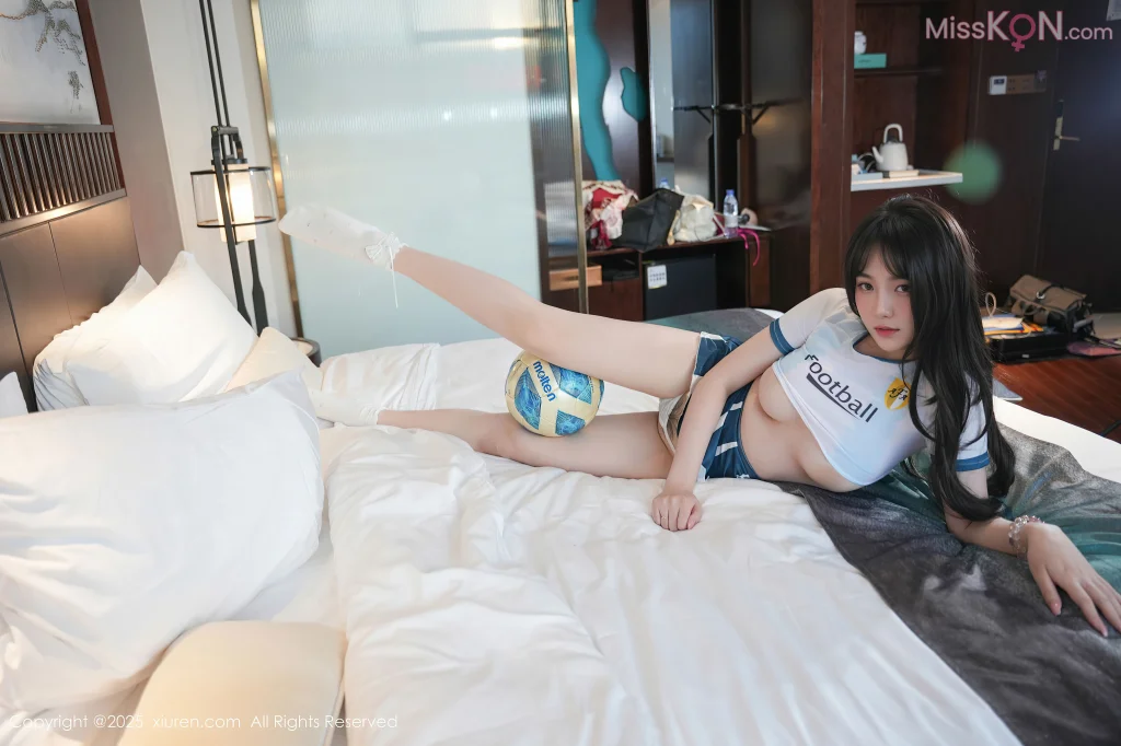XIUREN No.10606 – 10610 (401 photos)