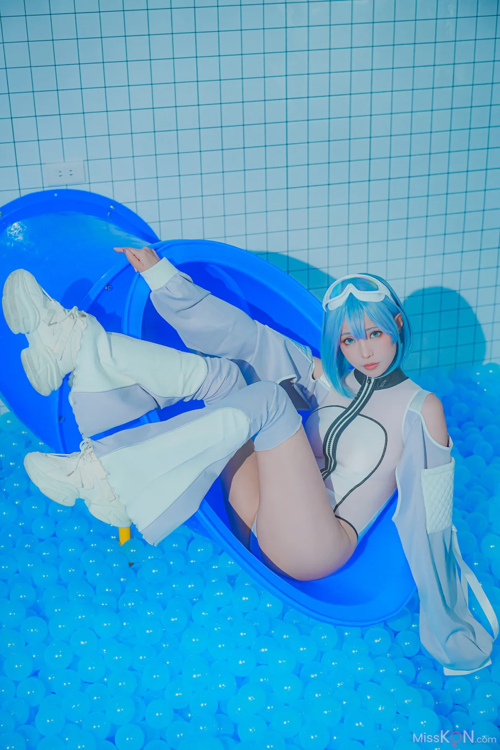 Coser@Ely_eee (ElyEE子): Clear Blue Drift (33 photos + 4 videos) – Page 2