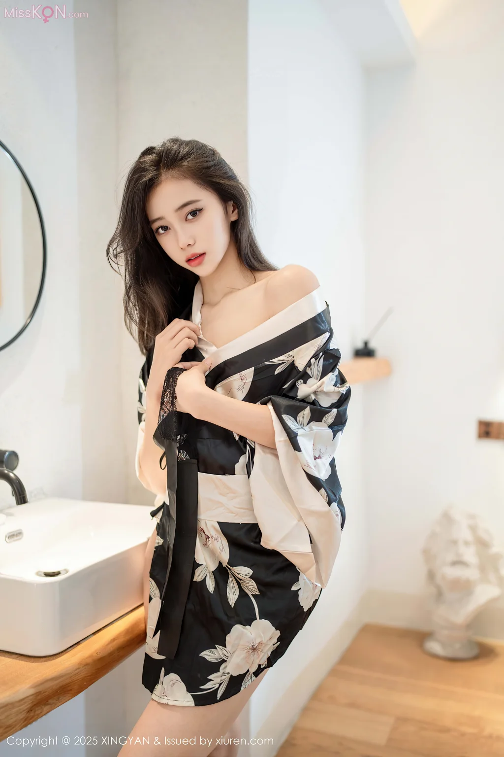 XingYan Vol.383: 时安安 (72 photos)