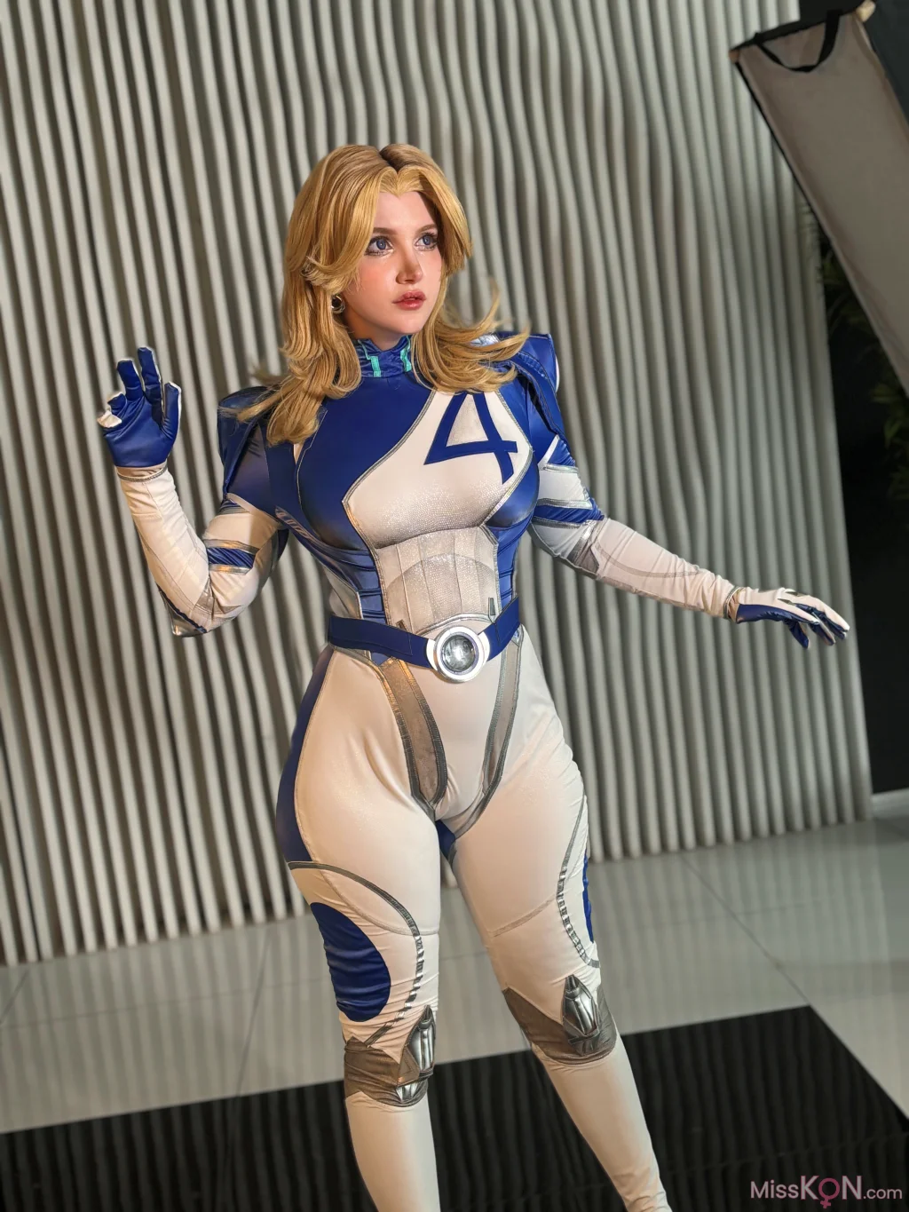 Coser@Ulichan: Sue Storm Latex Bra (61 photos) – Page 3