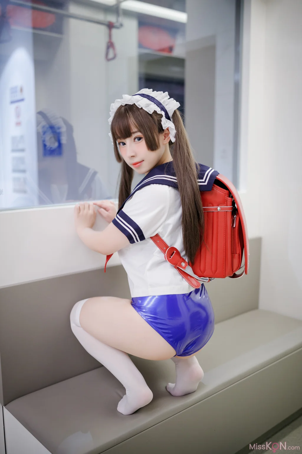 Coser@胡桃猫Kurumineko: 电车痴女 (152 photos)
