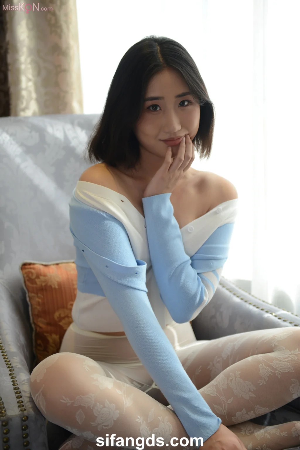 芊芊: PANS经典收藏 毛衣白丝透视 (285 photos + 1 video) – Page 2