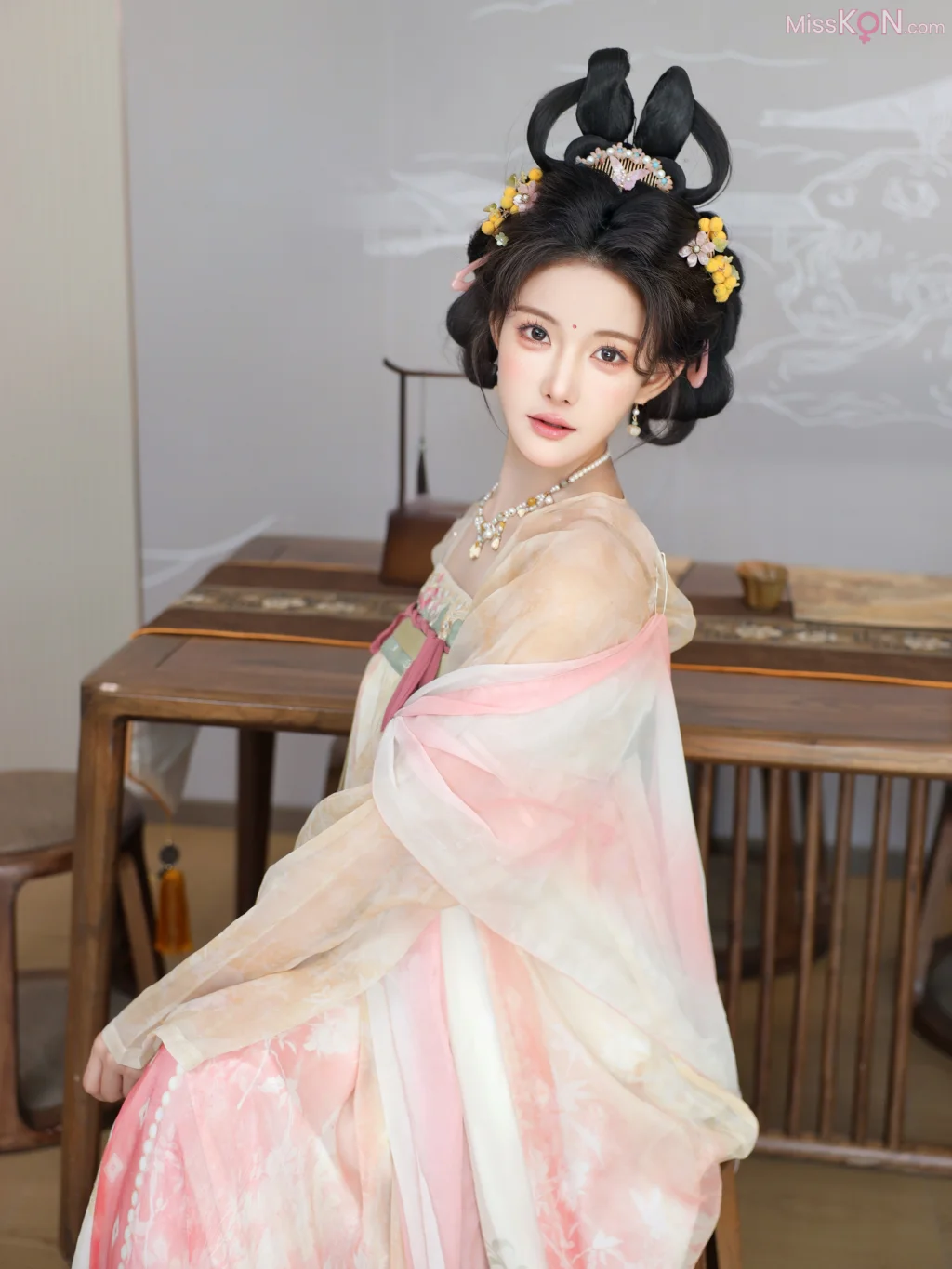 [XR Uncensored] 梨霜儿: R18 秀人网模特 梦回大唐 (112 photos) – Page 2
