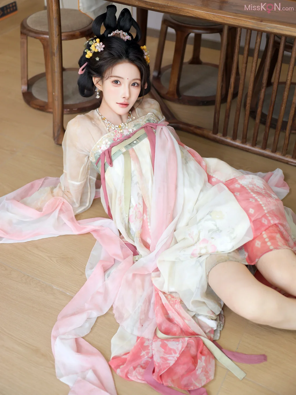 [XR Uncensored] 梨霜儿: R18 秀人网模特 梦回大唐 (112 photos) – Page 3