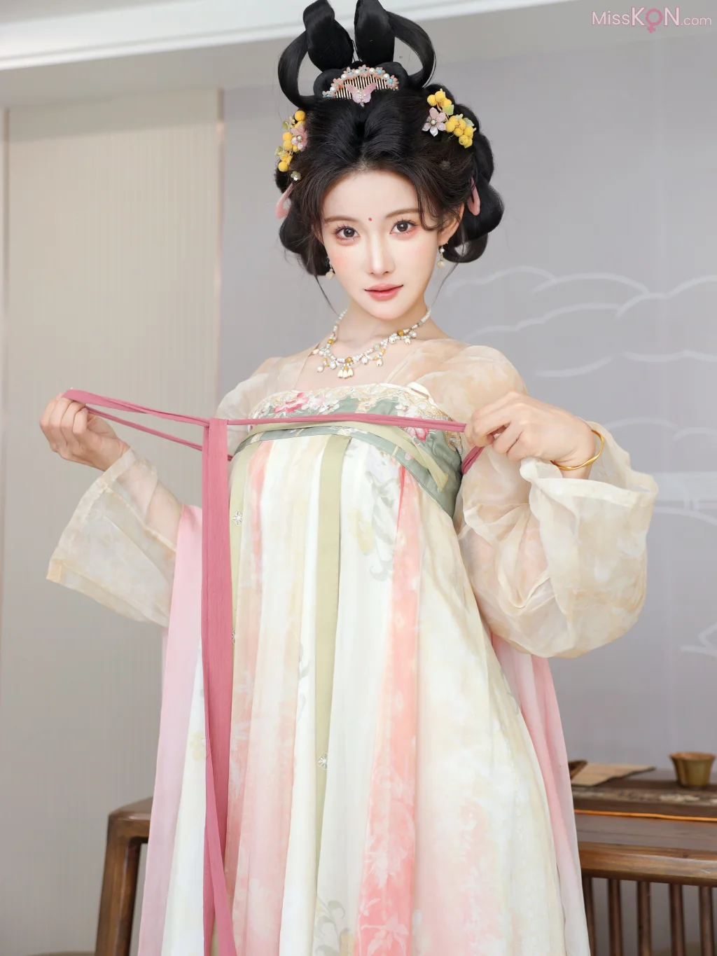 [XR Uncensored] 梨霜儿: R18 秀人网模特 梦回大唐 (112 photos) – Page 4