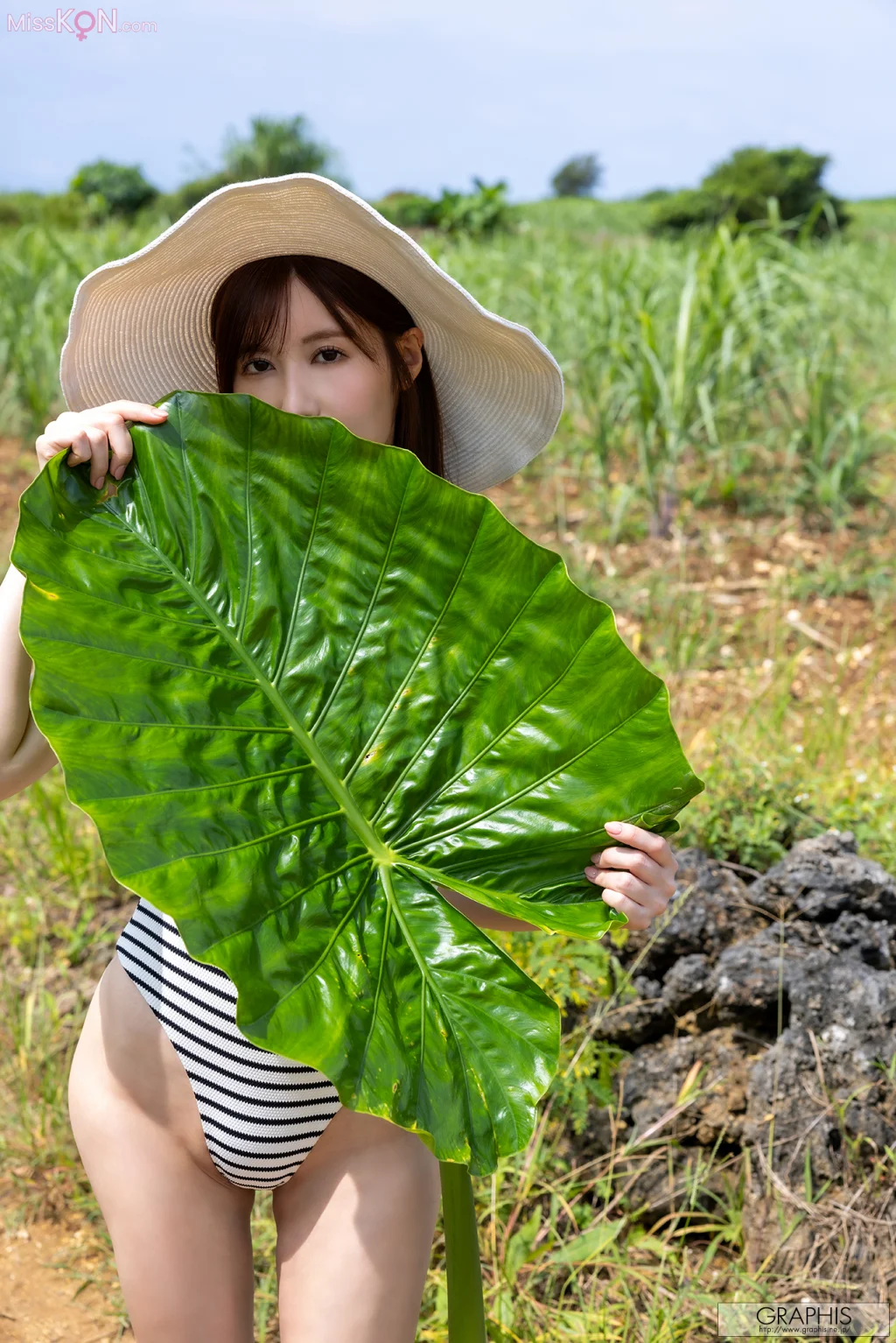 [JP] Riho Fujimori (藤森里穂): [Graphis] Gals Looks Hot on You! Vol.1+2 (41 photos) – Page 3