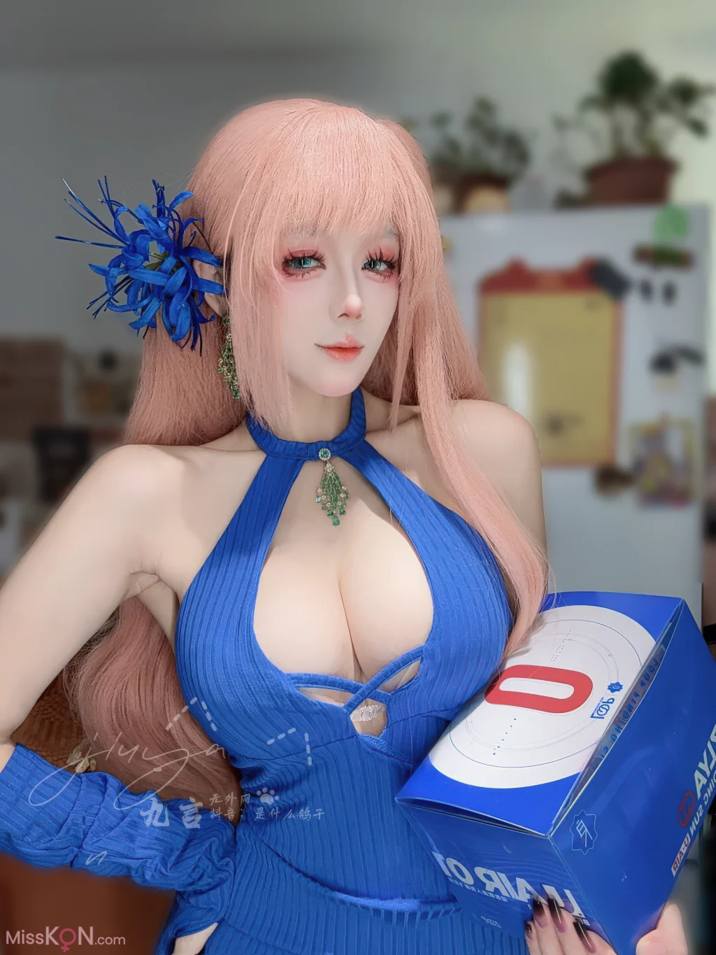 Coser@九言: 惑 (50 photos + 6 videos)