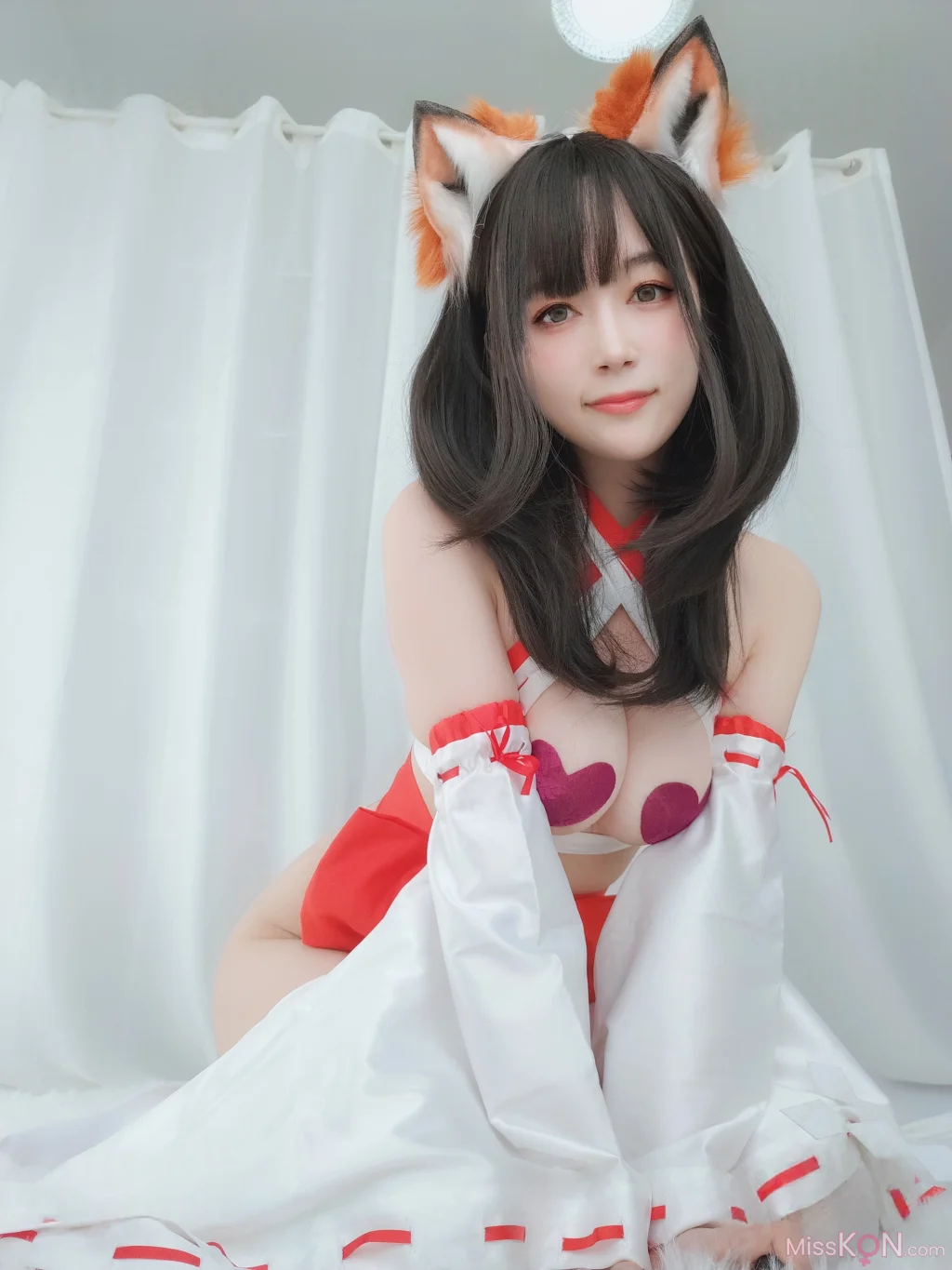 Coser@白银81: 神社小狐狸 (93 photos + 7 videos)