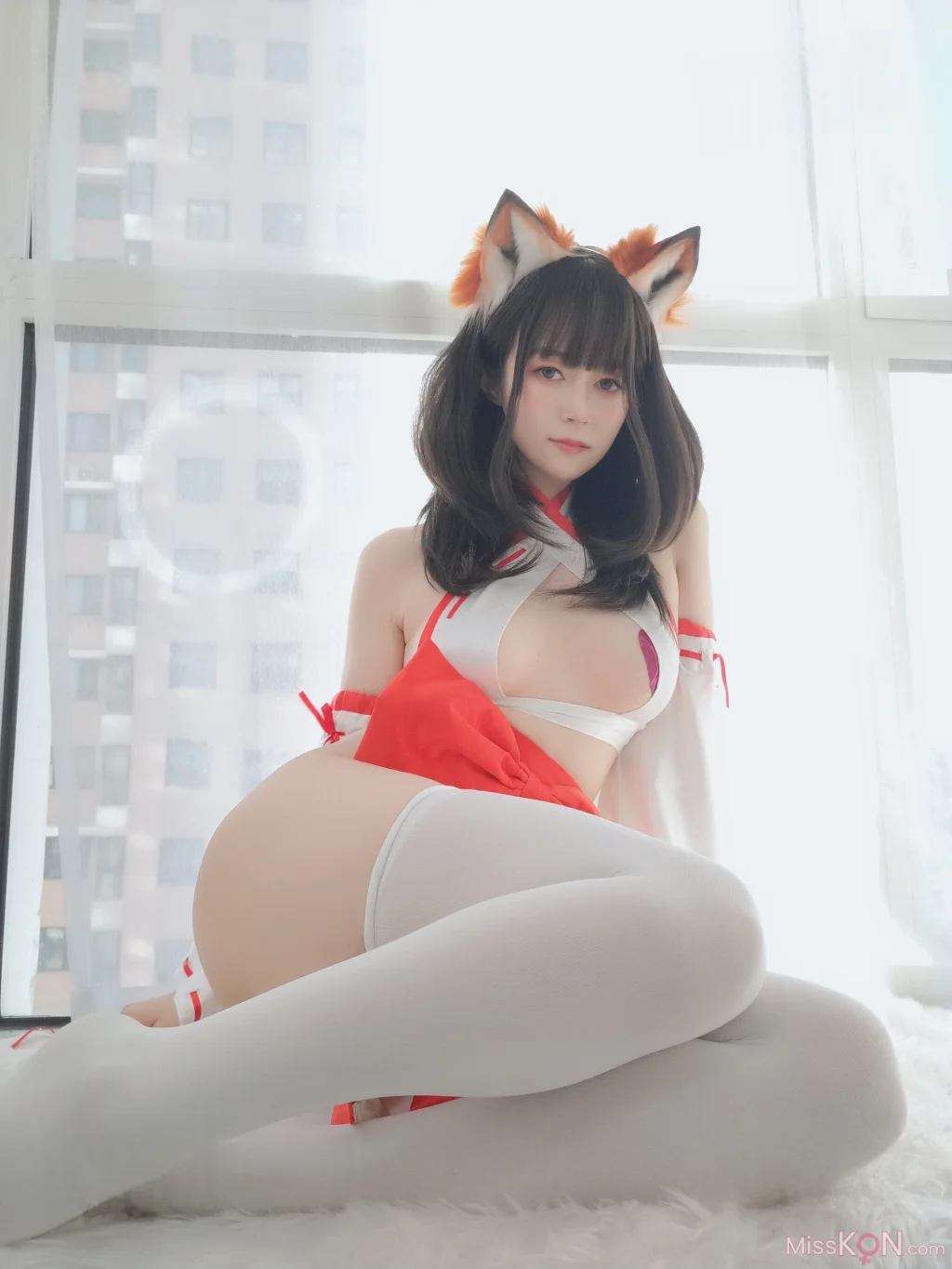 Coser@白银81: 神社小狐狸 (93 photos + 7 videos) – Page 2
