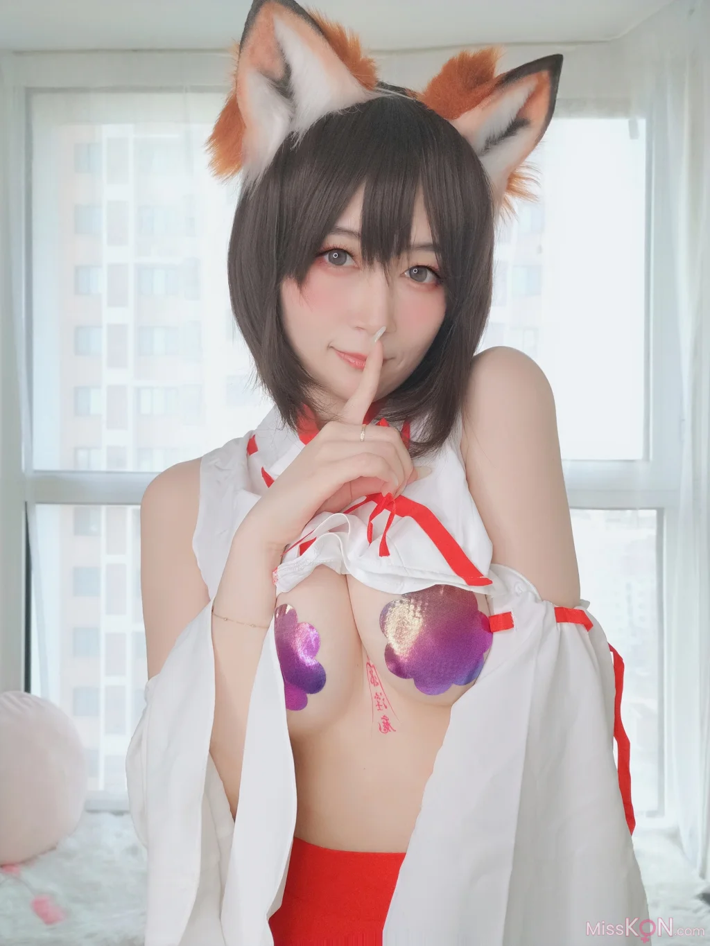Coser@白银81: 神社小狐狸 (93 photos + 7 videos) – Page 2