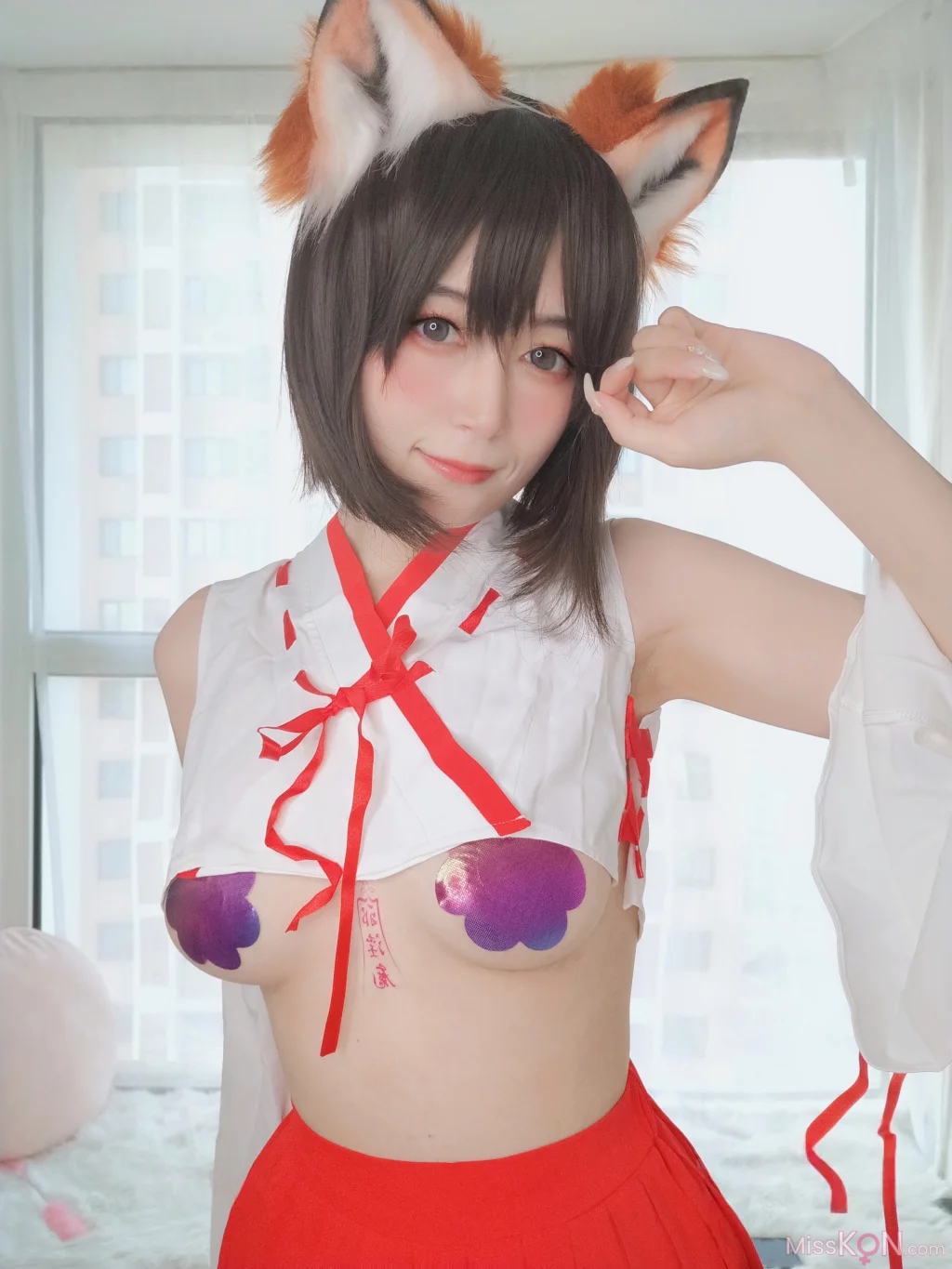 Coser@白银81: 神社小狐狸 (93 photos + 7 videos) – Page 2