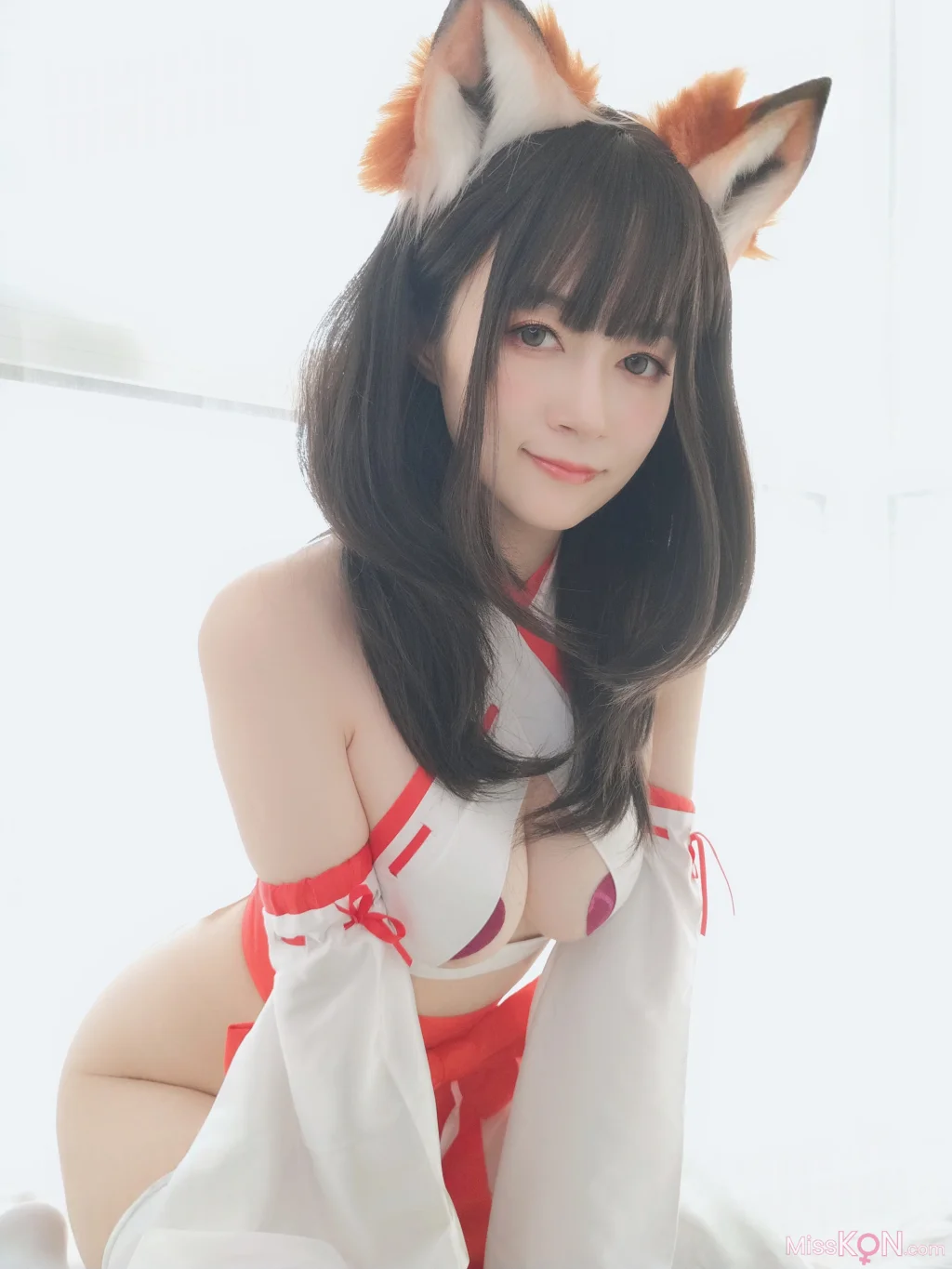 Coser@白银81: 神社小狐狸 (93 photos + 7 videos) – Page 3