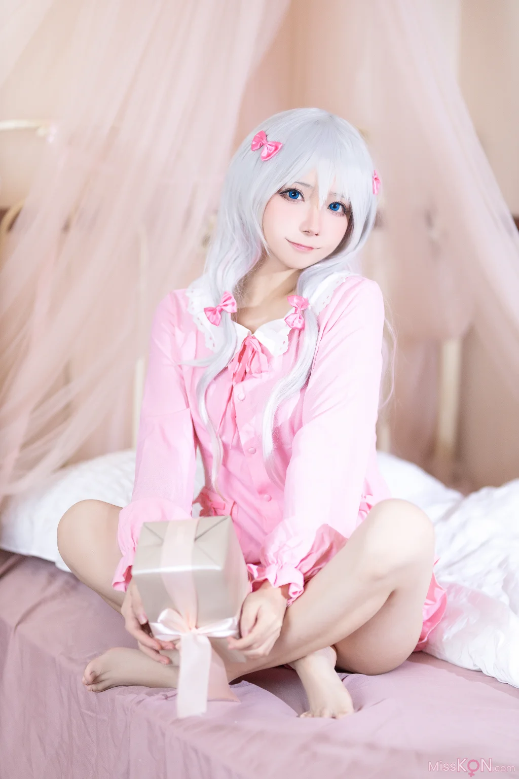 Coser@是三不是世w: 纱雾 埃罗芒睡衣 (27 photos)