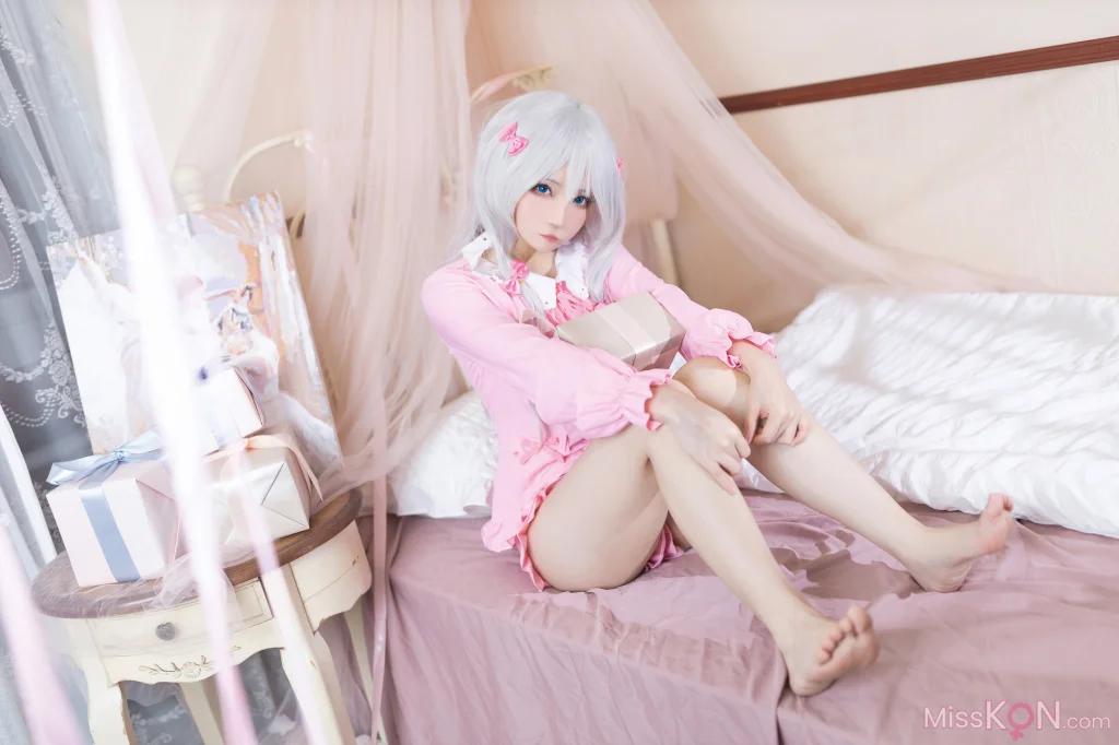 Coser@是三不是世w: 纱雾 埃罗芒睡衣 (27 photos)