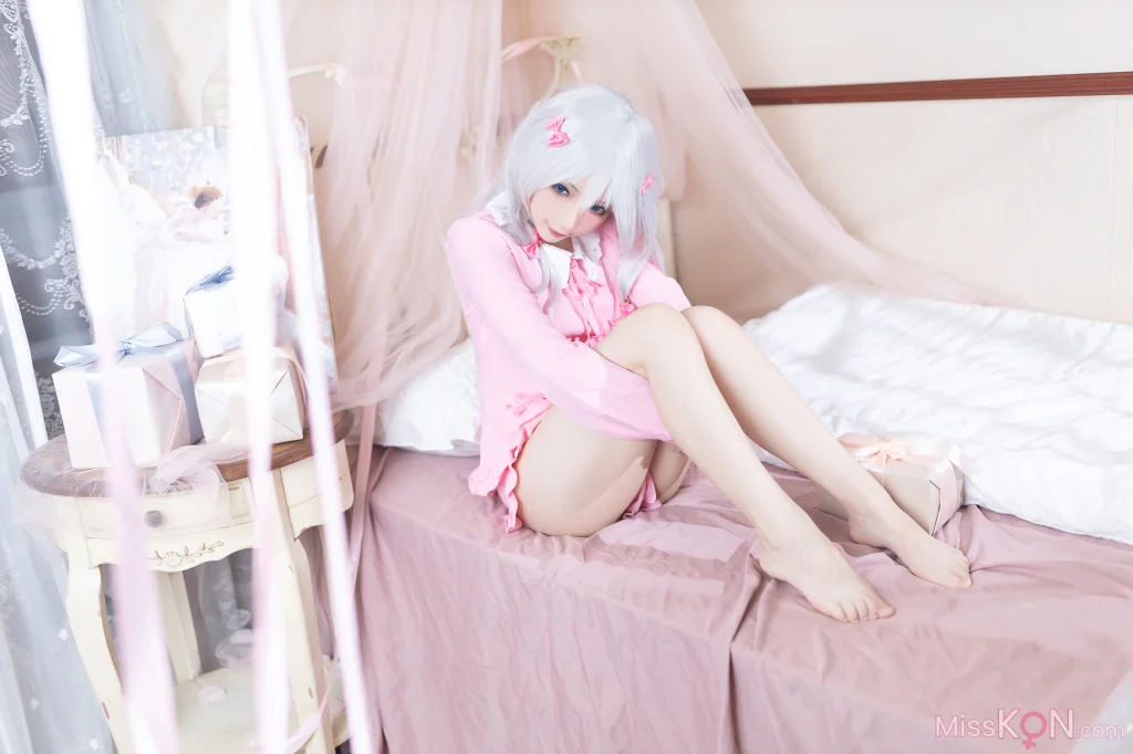 Coser@是三不是世w: 纱雾 埃罗芒睡衣 (27 photos)