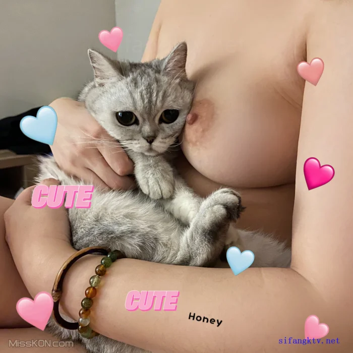 auroramay: 欧美系肥臀华裔健身妹 (98 photos + 1 video)