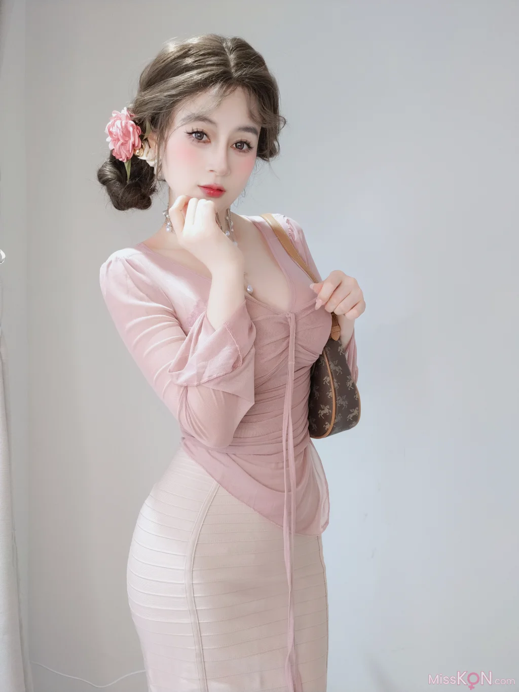 Coser@白银81: [Fantia] 2024年11月会员合集（16套） (137 photos + 3 videos) – Page 3