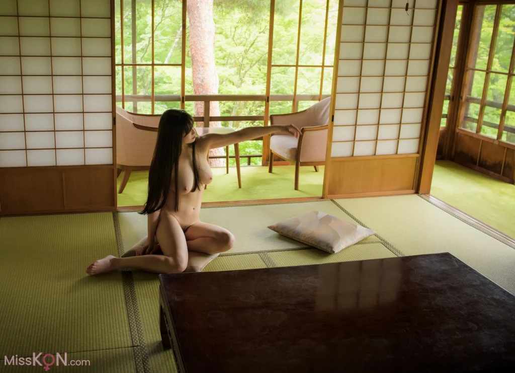 [JP] Asuka Oda (小田飛鳥): 週刊現代デジタル写真集 一期一会 旅のはじまり (44 photos)