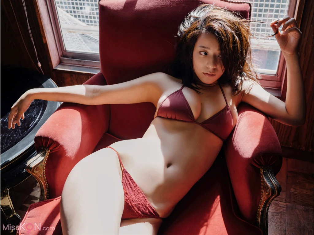 [JP] Mayu Koseta (小瀬田麻由): 週刊現代デジタル写真集 私生活 (39 photos)