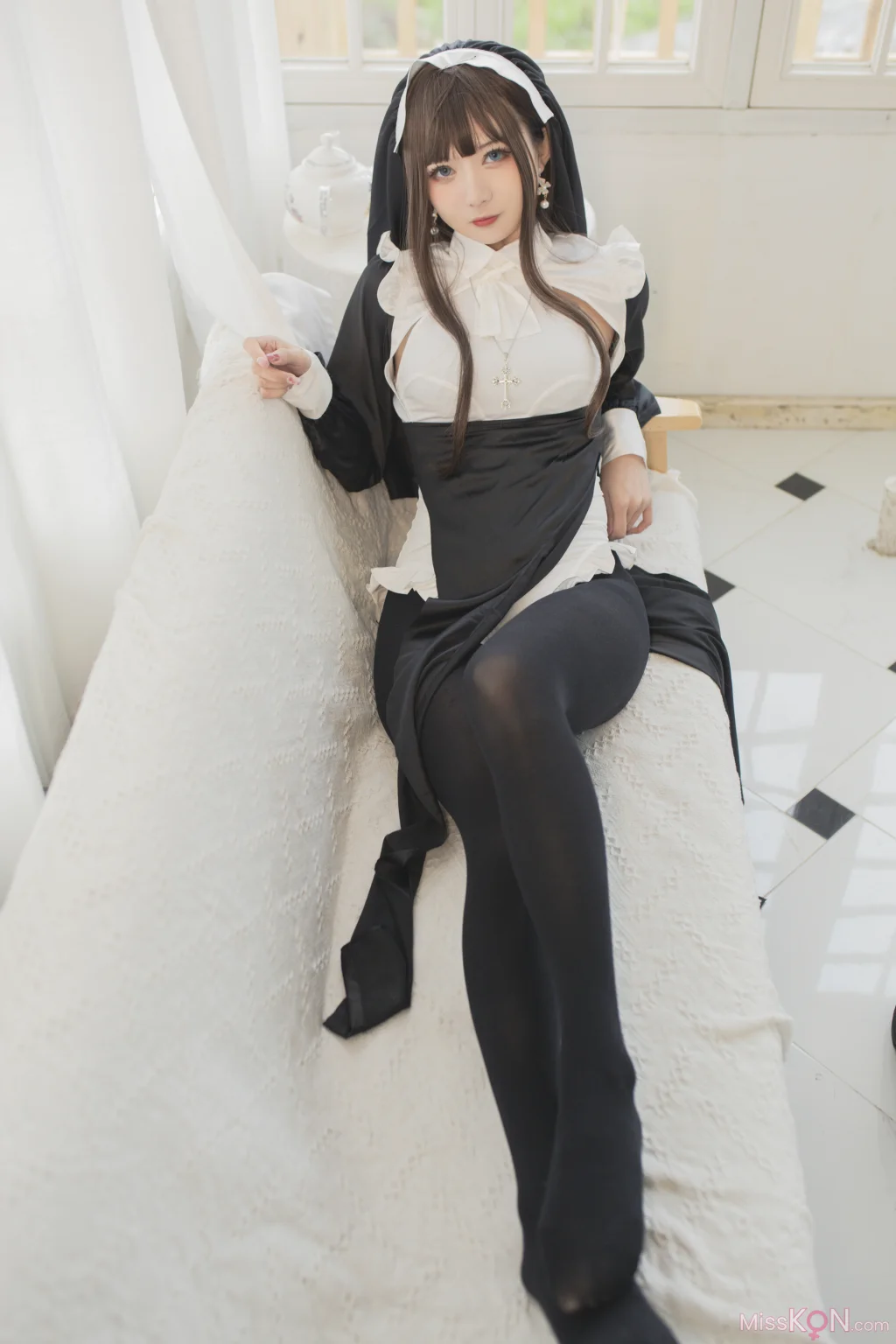 Coser@51酱: 修女 (24 photos)