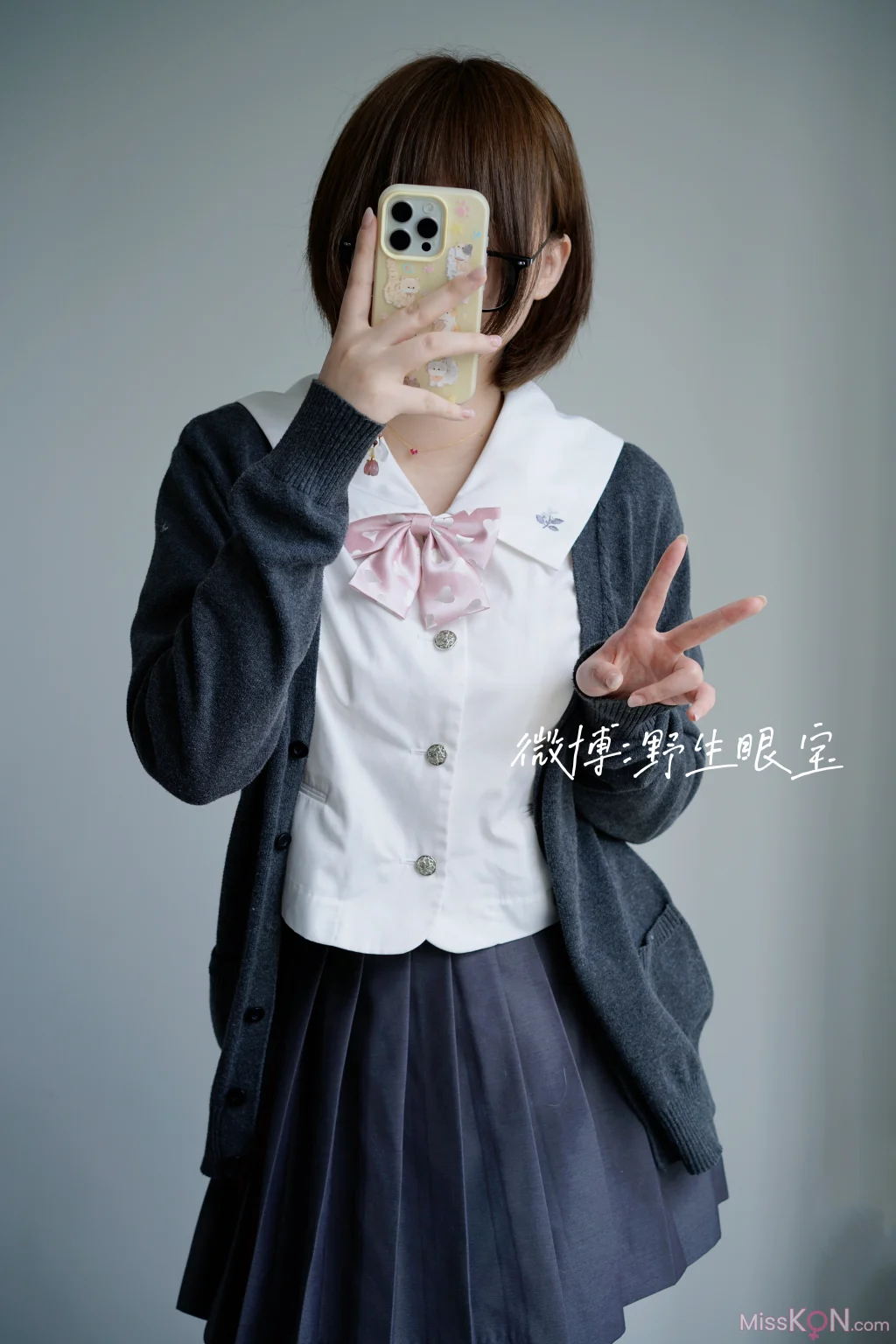 Coser@眼酱大魔王w: Fantia 2025年4月订阅 (35 photos)
