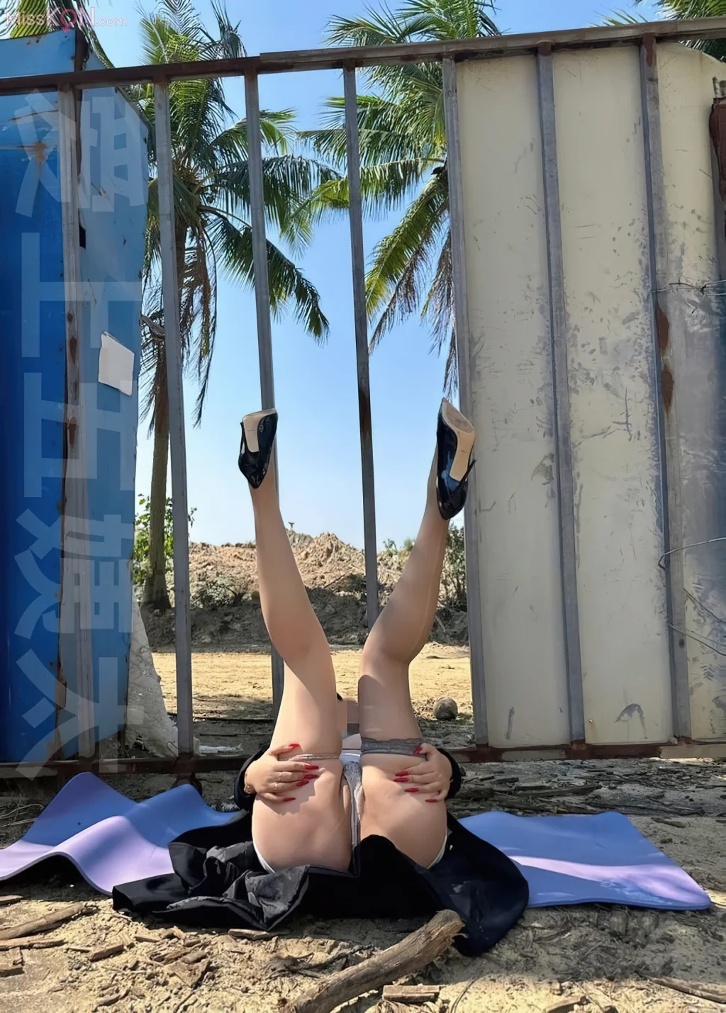 爱上五姨太: X丰满福利姬 (158 photos + 9 videos)