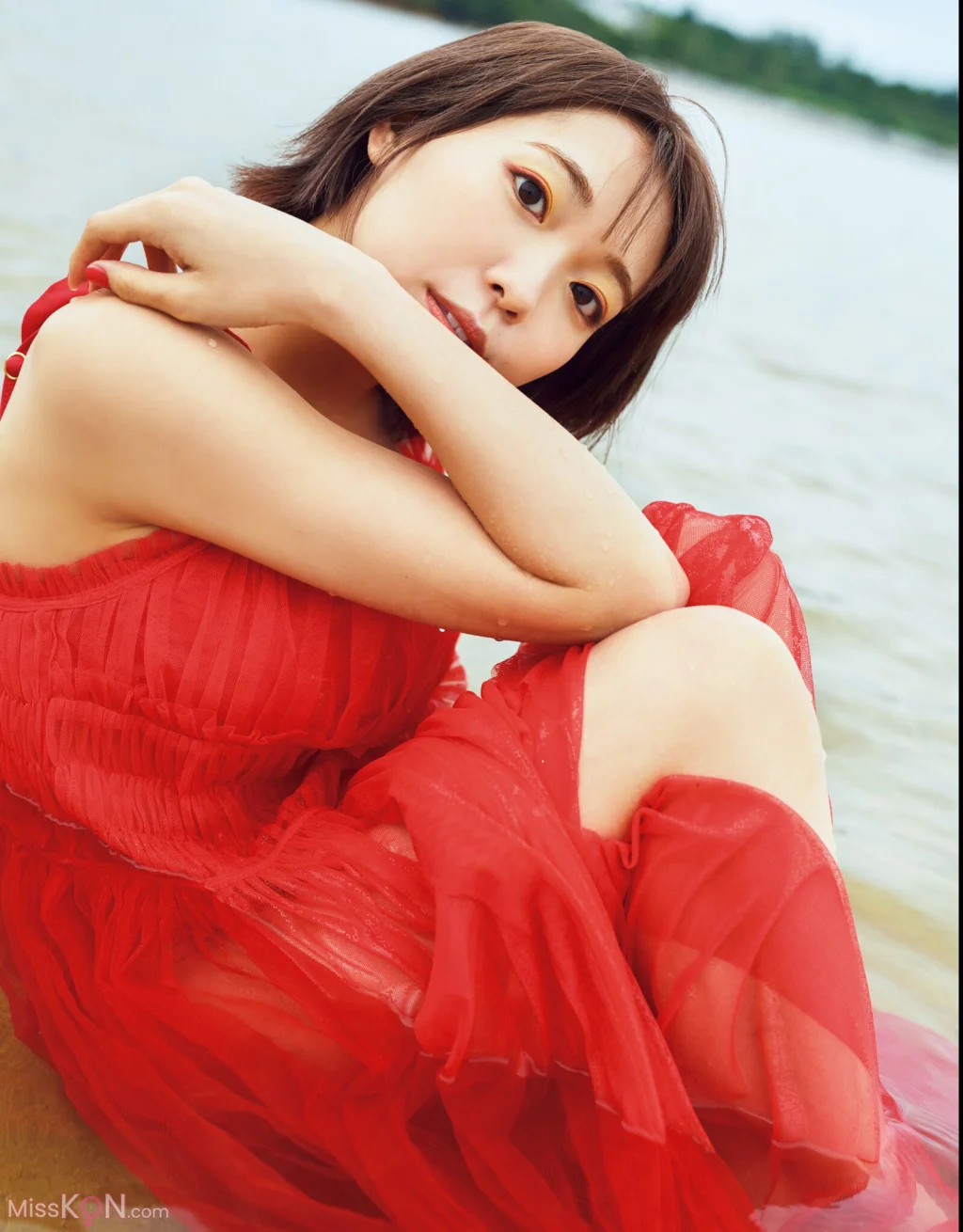[JP] Shuka Saitō (斉藤朱夏): 2nd写真集 朱夏休み (121 photos)