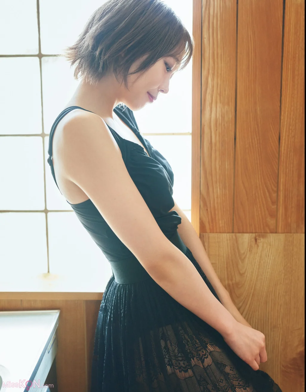 [JP] Shuka Saitō (斉藤朱夏): 2nd写真集 朱夏休み (121 photos)