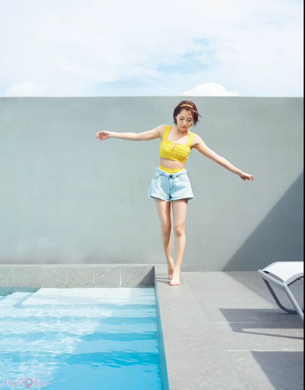 [JP] Shuka Saitō (斉藤朱夏): 2nd写真集 朱夏休み (121 photos) – Page 2