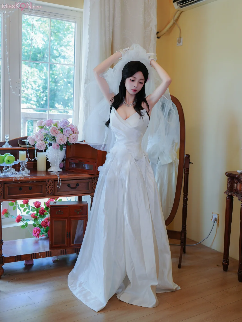[XR Uncensored] 朱朱molly: R18 秀人网模特 新人首秀 洁白婚纱 (82 photos) – Page 3