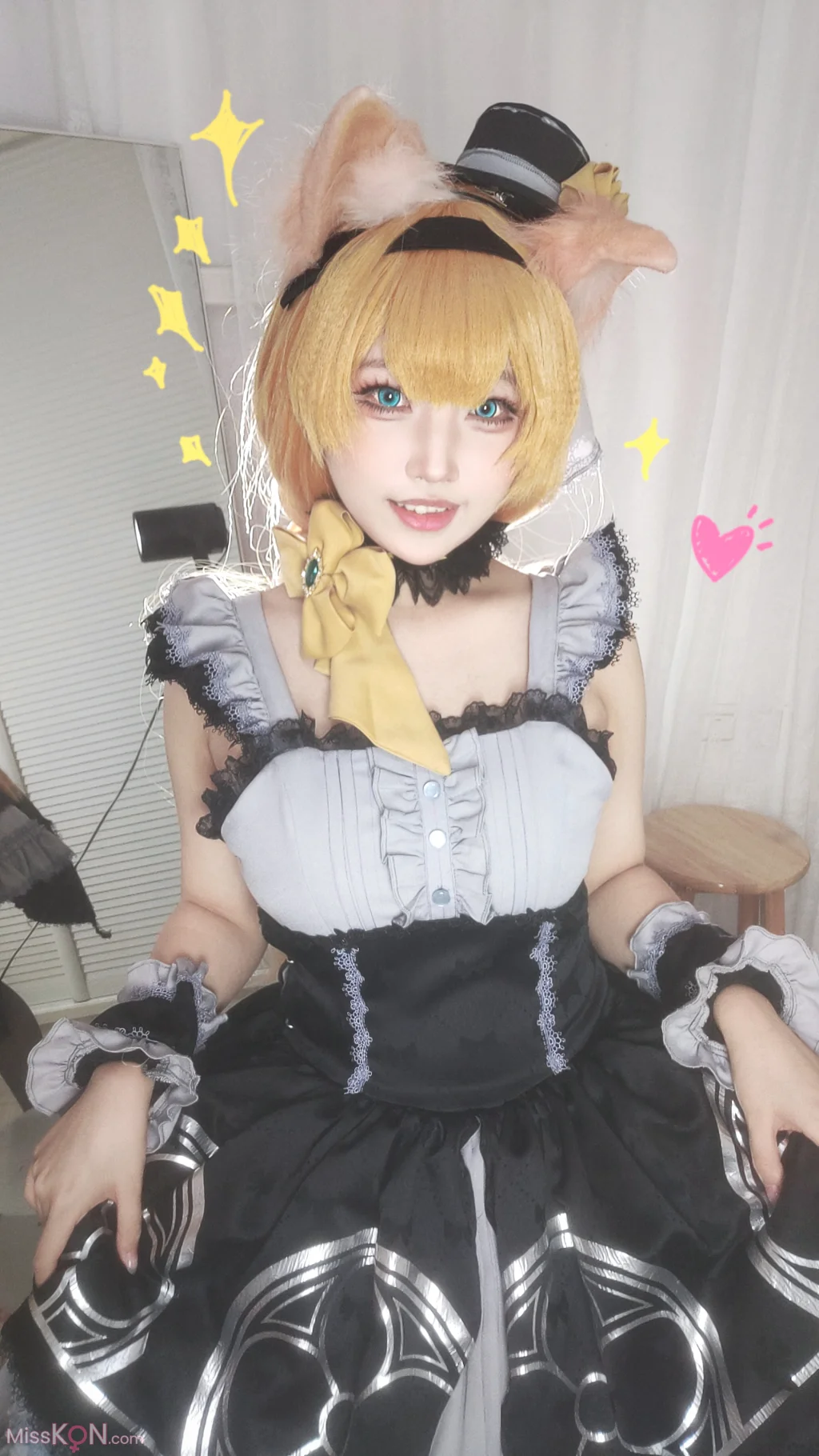 Coser@比奇堡黄塞方块: 蔚蓝档案 玛丽偶像自拍 (30 photos + 4 videos)