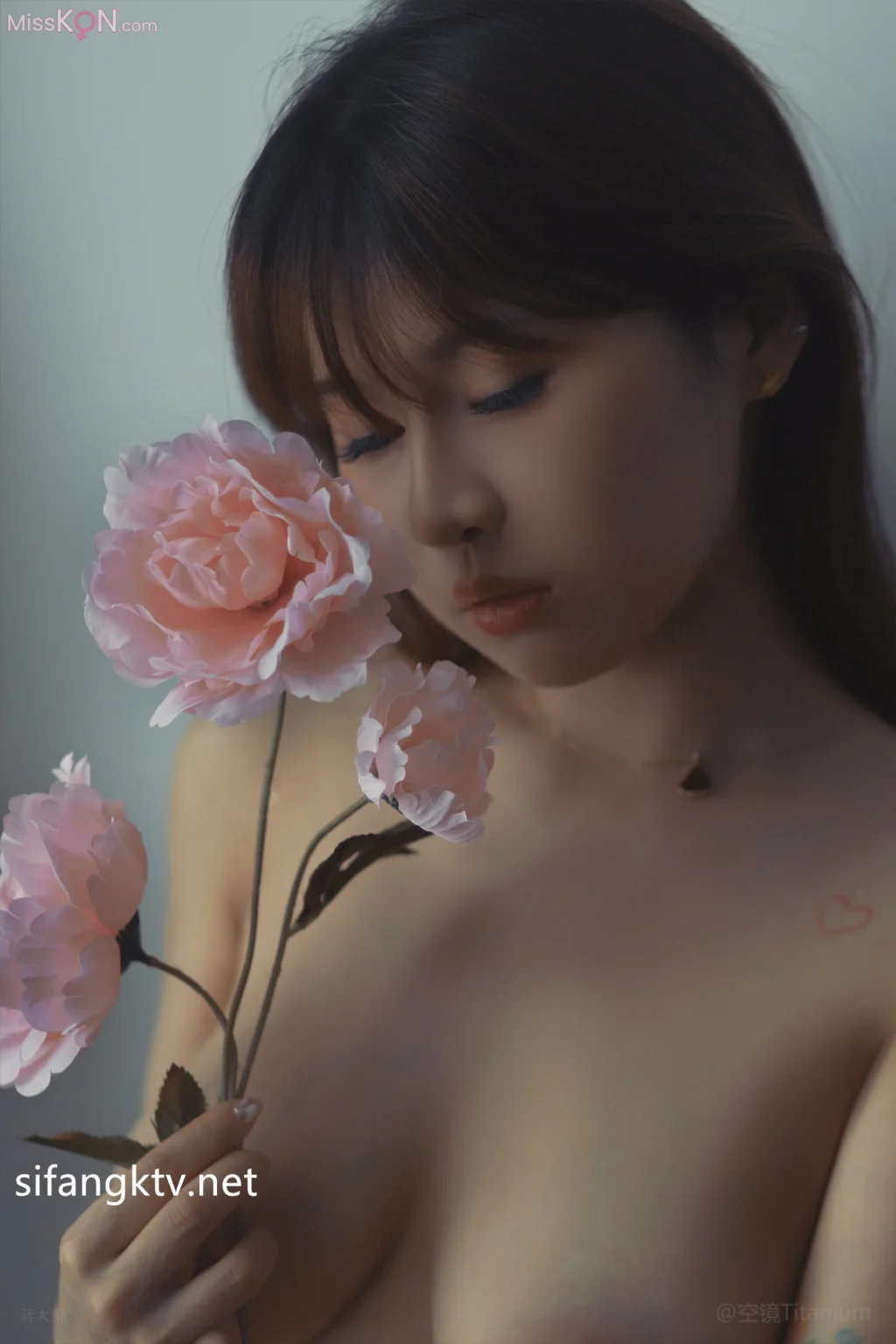 三上鱼亚: 极品美胸女神私拍 (44 photos + 1 video) – Page 2
