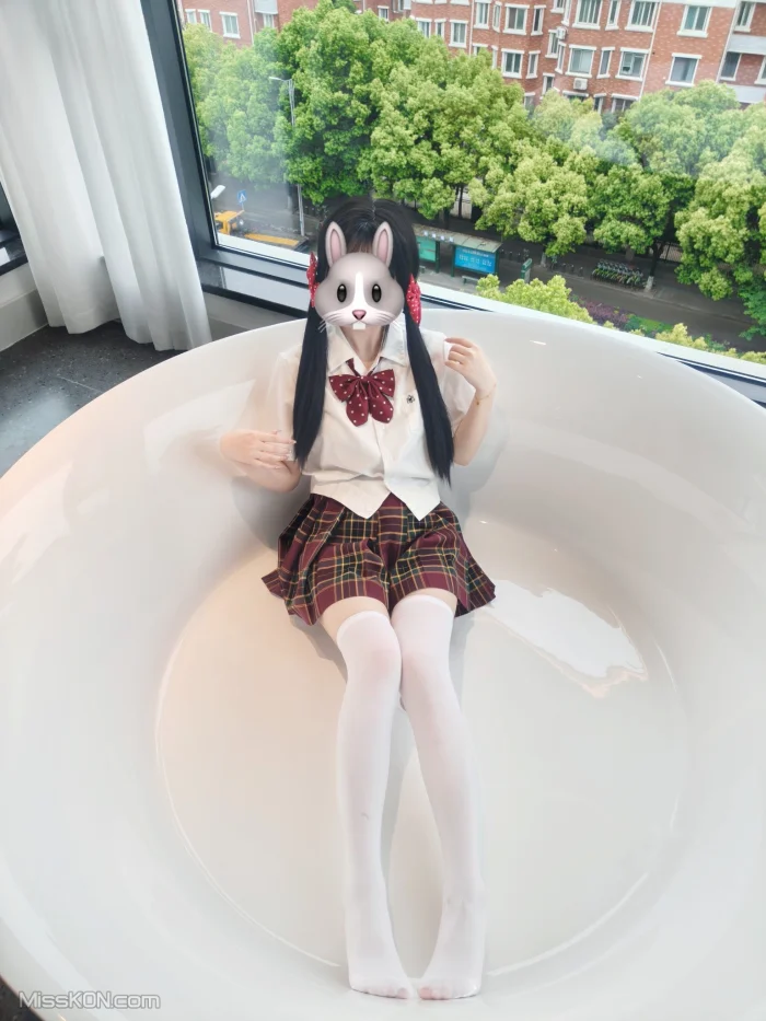 xujiu2003(情侣日记原创): 588门槛 双马尾萝莉金主啪啪 (30 photos + 2 videos)
