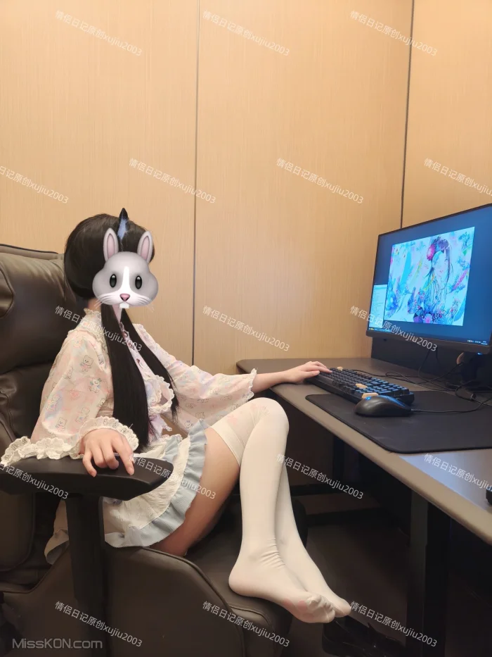 xujiu2003(情侣日记原创): 588门槛 双马尾萝莉金主啪啪 (30 photos + 2 videos)