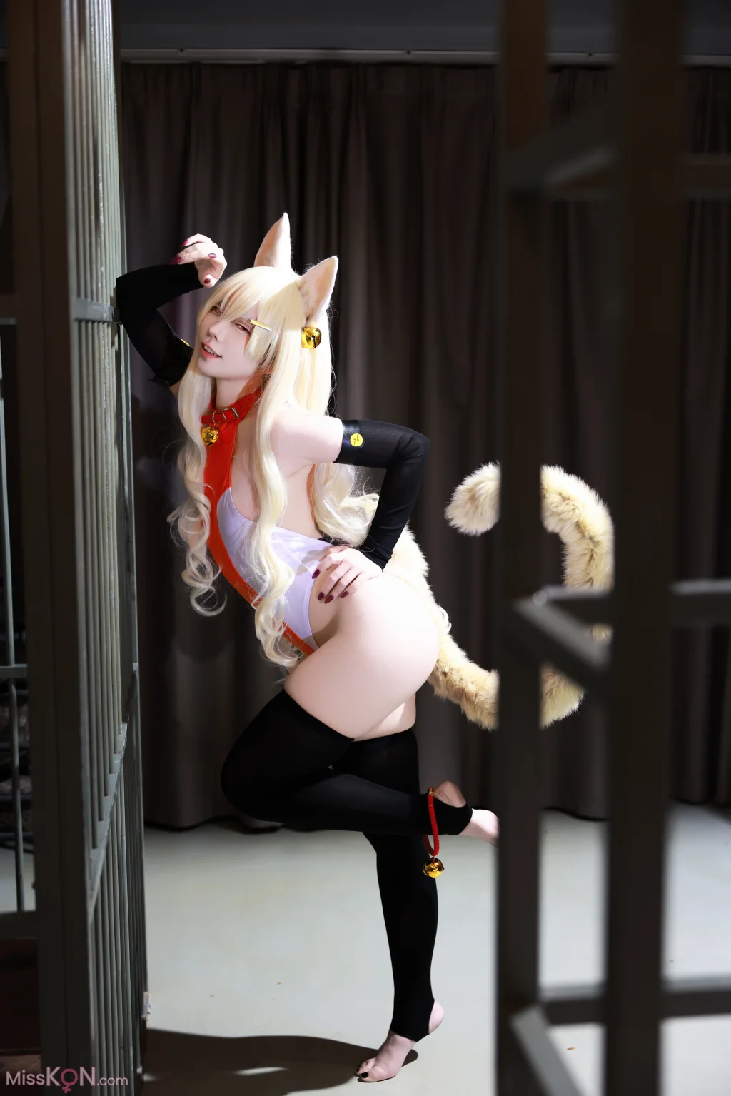Coser@G44不会受伤: 异能者少女爱丽丝 (23 photos)