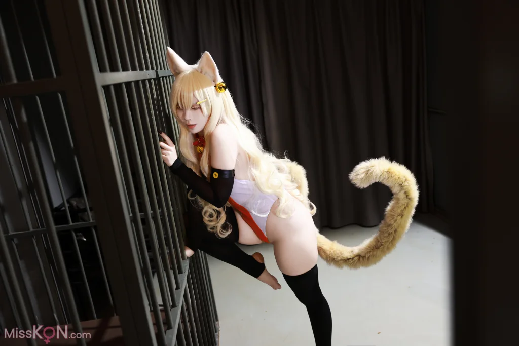 Coser@G44不会受伤: 异能者少女爱丽丝 (23 photos)