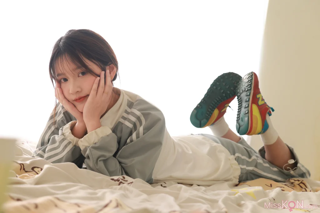 [她们印象] No.002: 小点心 (113 photos + 1 video)