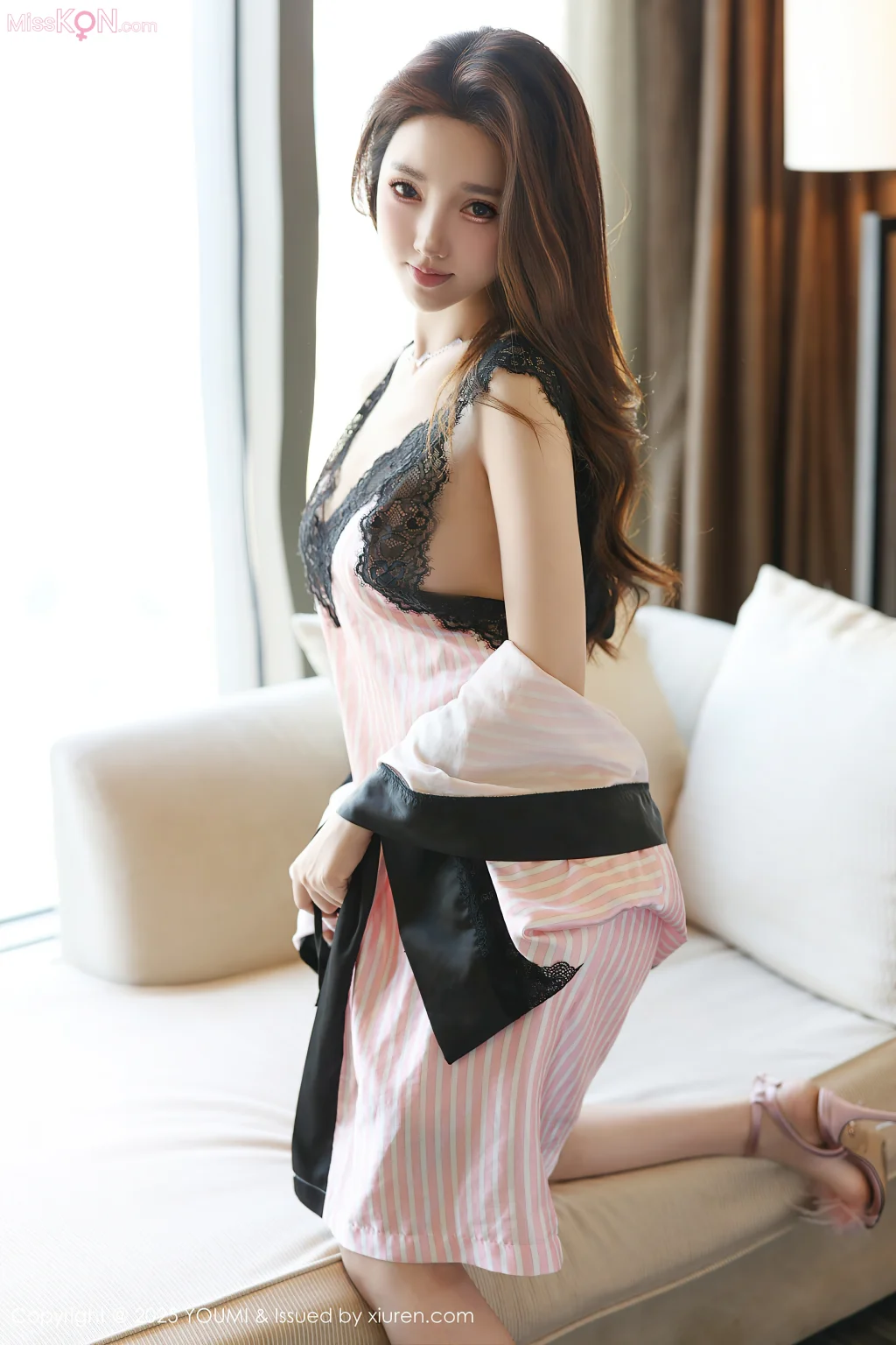 YouMi Vol.1161: 桃桃·夭夭twins (68 photos)