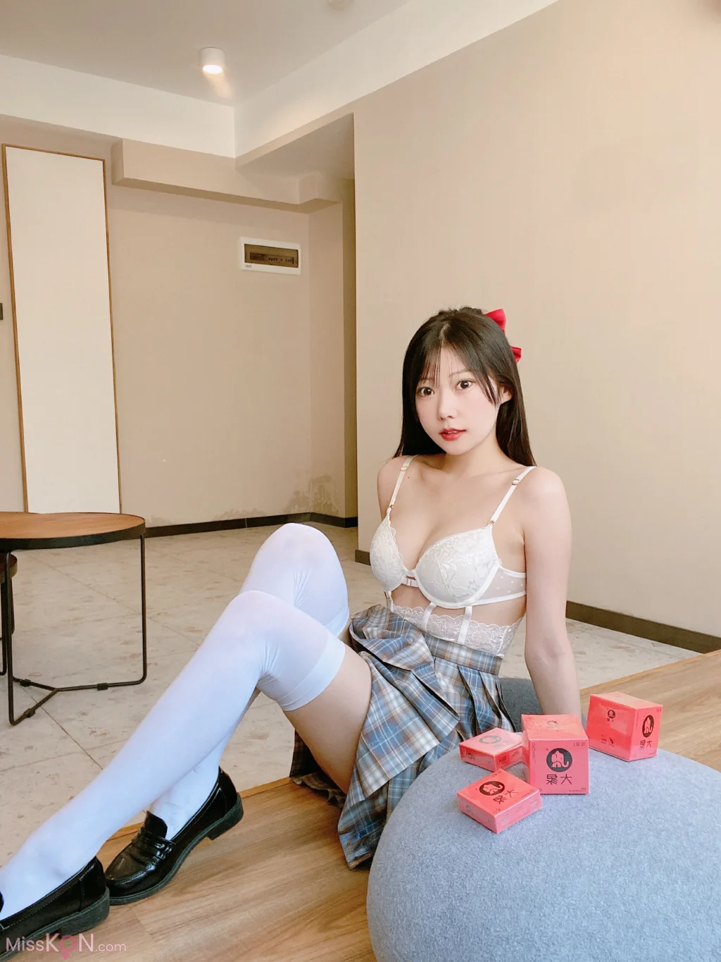 Coser@香草喵露露: 大象 JK格子裙 (30 photos)