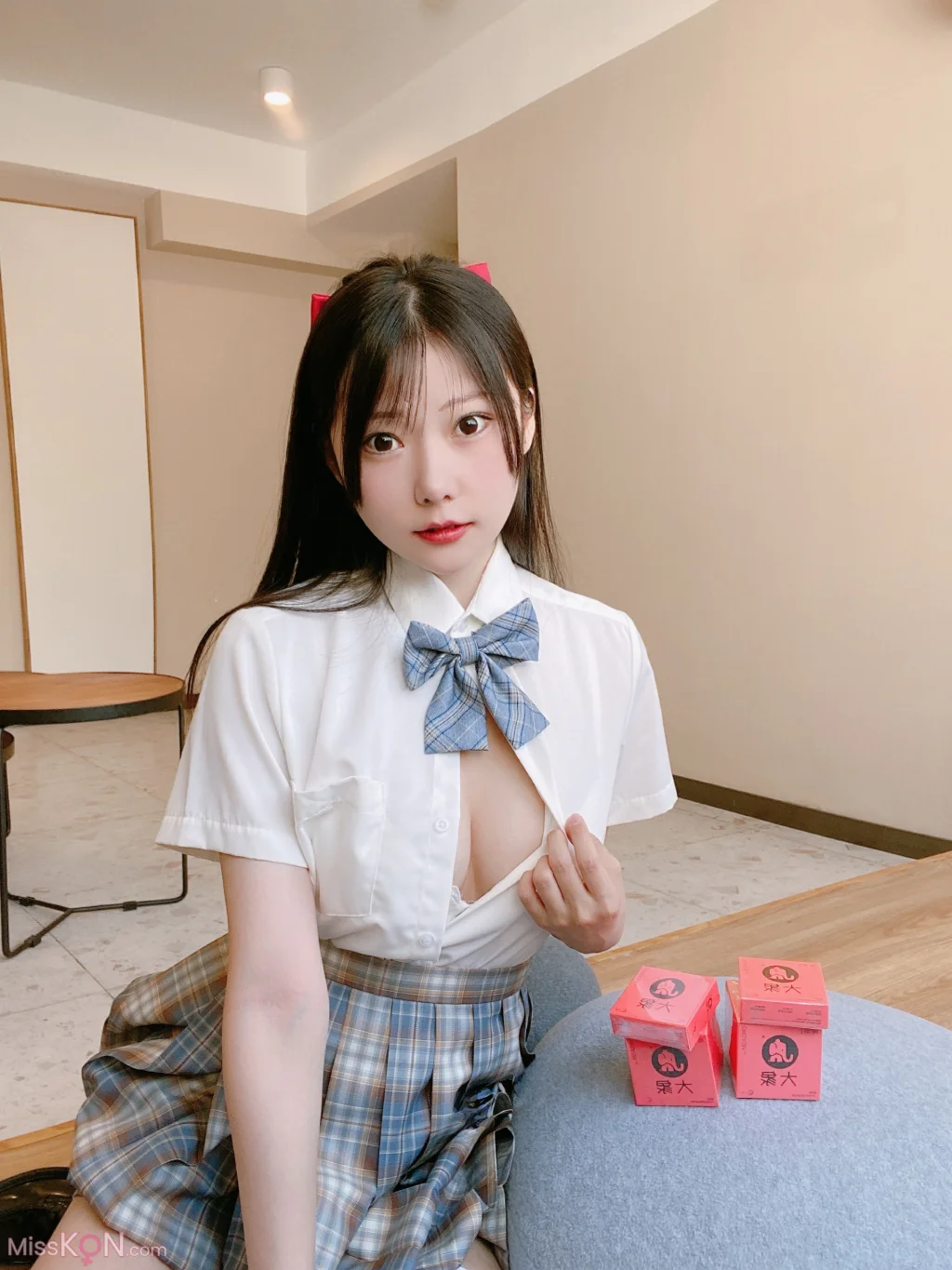 Coser@香草喵露露: 大象 JK格子裙 (30 photos)