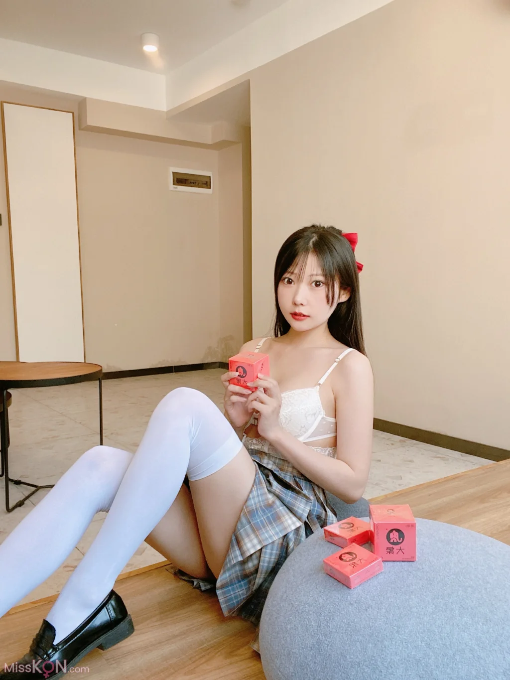 Coser@香草喵露露: 大象 JK格子裙 (30 photos) – Page 2