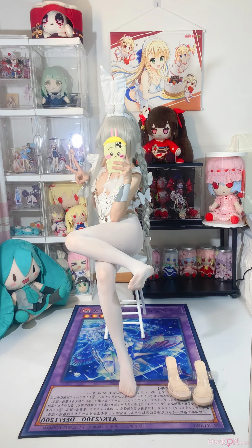 Coser@白栎Shirly: 碧蓝航线 恶毒 白兔 (66 photos + 10 videos)