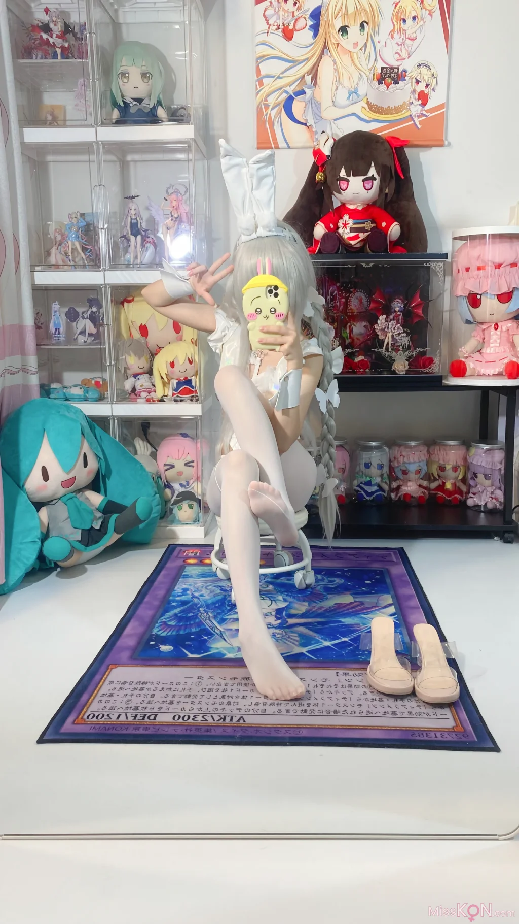 Coser@白栎Shirly: 碧蓝航线 恶毒 白兔 (66 photos + 10 videos)