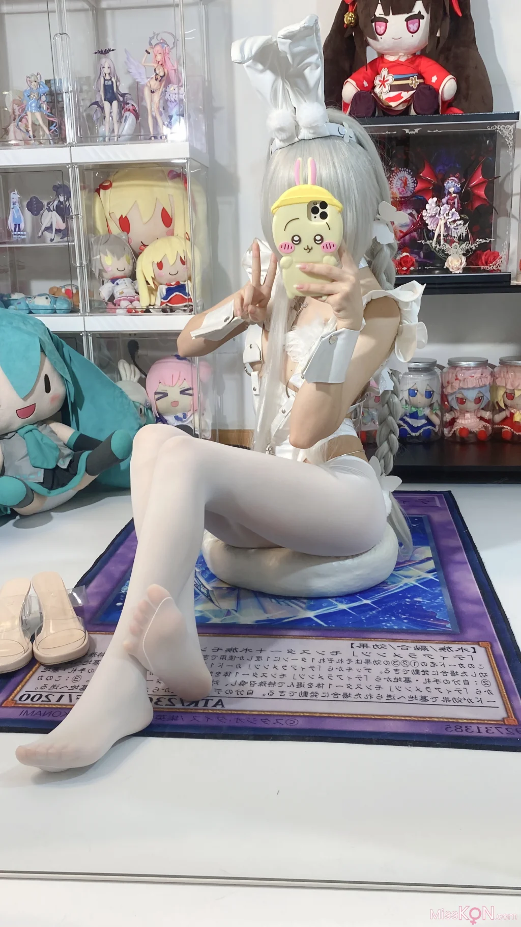 Coser@白栎Shirly: 碧蓝航线 恶毒 白兔 (66 photos + 10 videos)