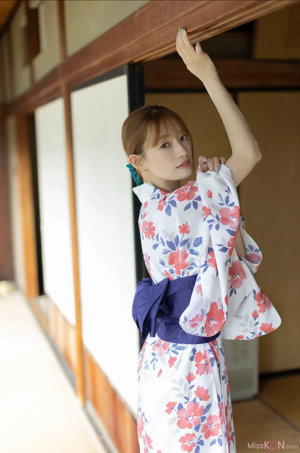 [JP] Kana Nakada (中田花奈): FRIDAY GOLD 艷やかに咲く (+other cuts) (21 photos) – Page 2