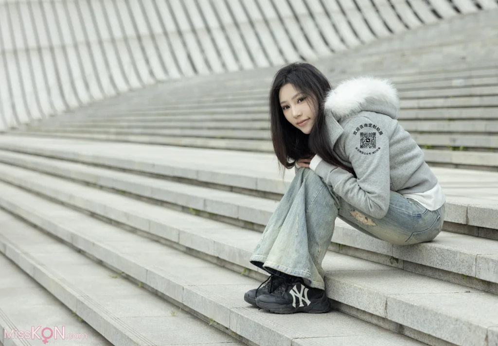 [她们印象] No.003: 维尼 (174 photos + 1 video)